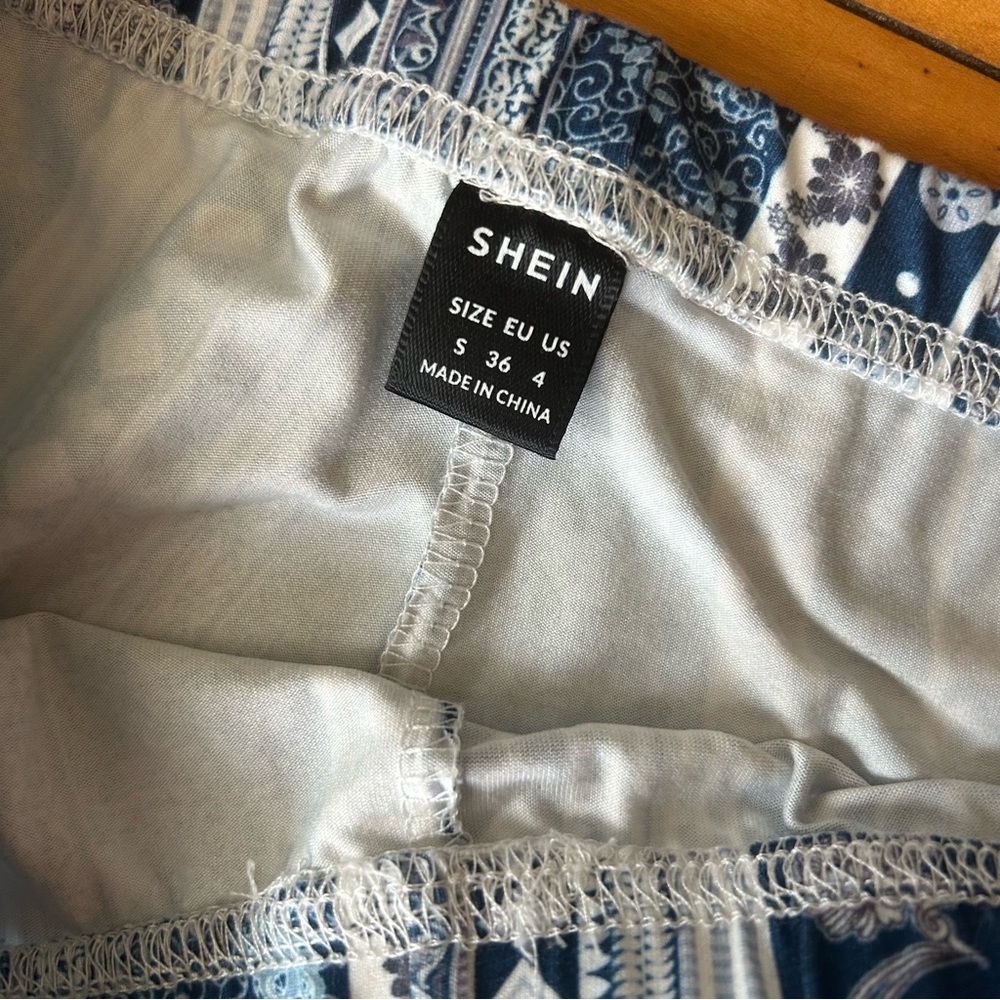 SHEIN | flare mid rise boho leggings yoga pants | size S - Picture 2 of 3